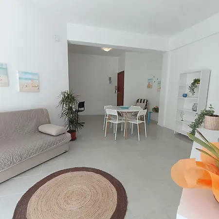 Perla Del Golfo: Relaxing Gulf View Retreat With Wi-fi And Parking Apartment Alcamo