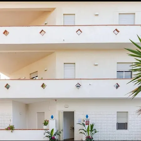 Perla Del Golfo: Relaxing Gulf View Retreat With Wi-fi And Parking Apartment *