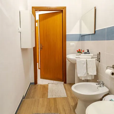 Perla Del Golfo: Relaxing Gulf View Retreat With Wi-fi And Parking Alcamo