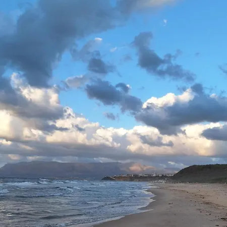 Perla Del Golfo: Relaxing Gulf View Retreat With Wi-fi And Parking